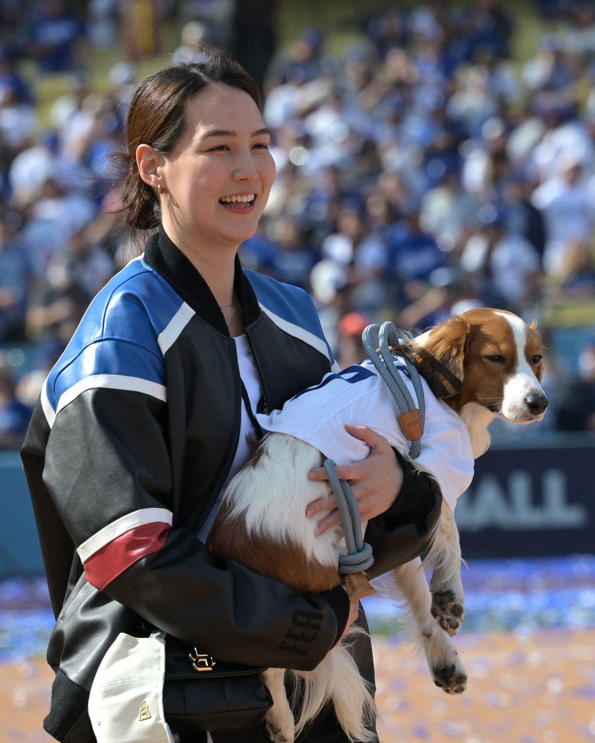 「気遣いさすがや」真美子さんがデコピンと連名でドジャース夫人たちへ粋なプレゼント　日本遠征には同行せず