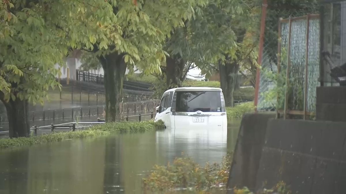 栃木県　宇都宮市や真岡市などで道路が冠水　車が一時立ち往生する被害