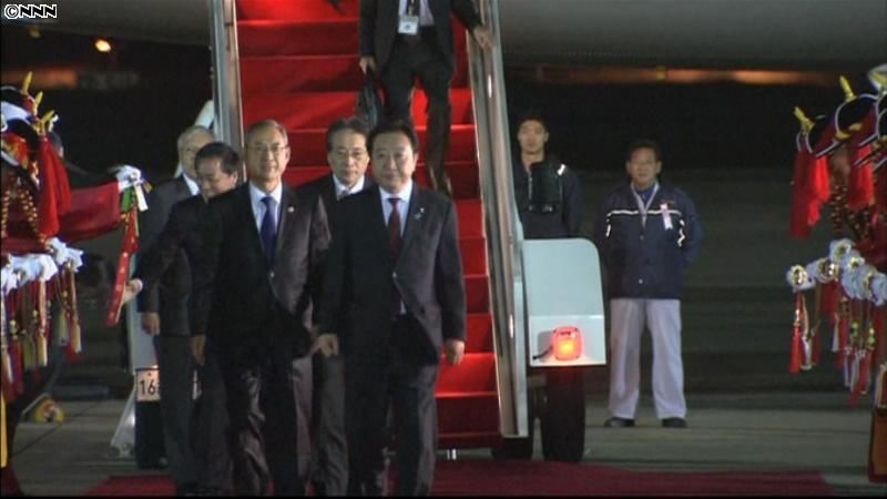 首相が訪韓、首脳会談で古文書引き渡しへ