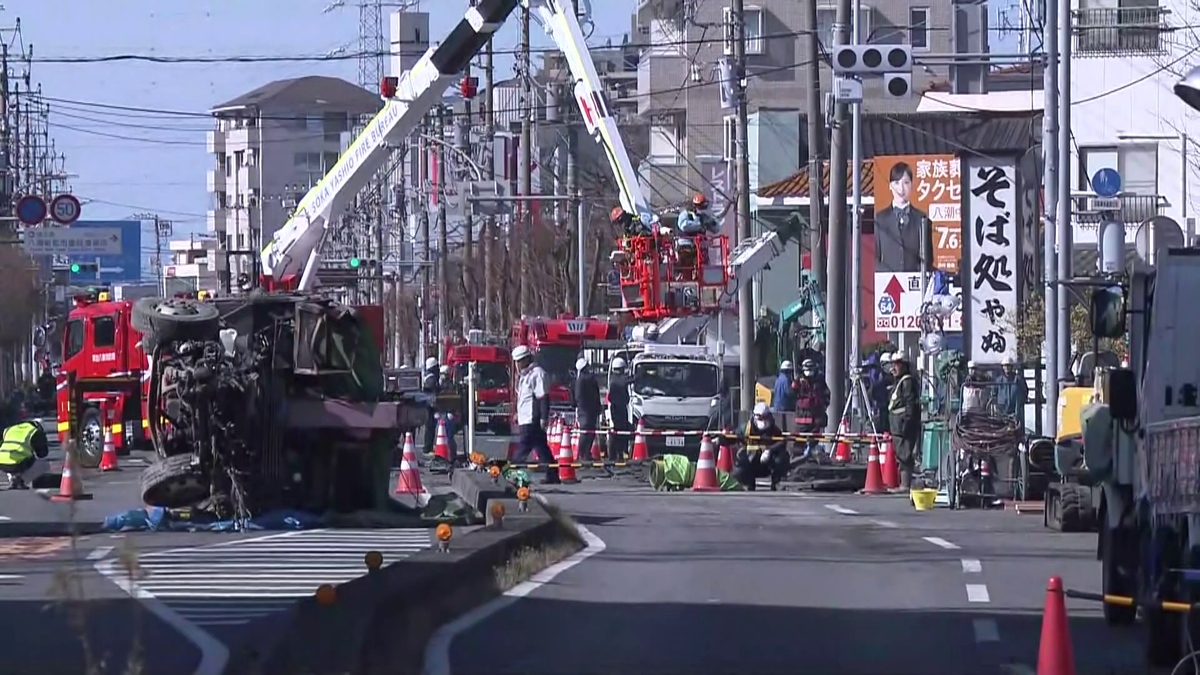 埼玉県で発生した道路の陥没