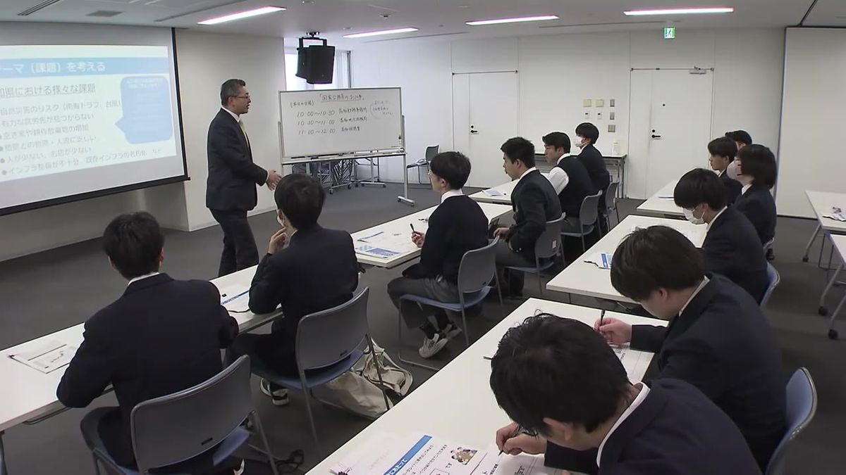 国家公務員の仕事について学ぶ！高校生が職場体験【高知】