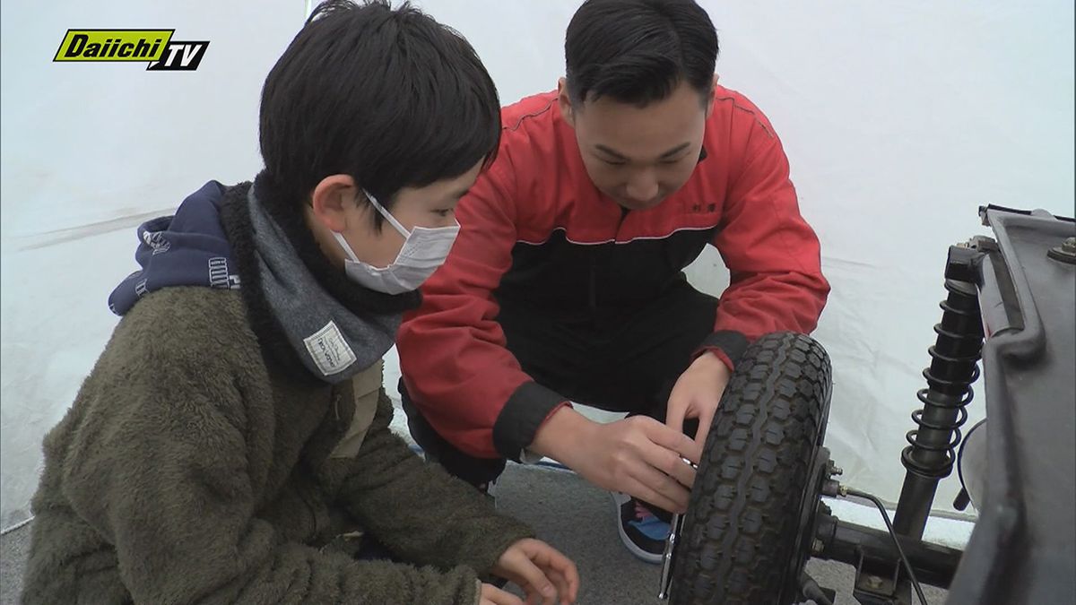 車の点検や整備の大切さを知ってもらおうと、25日浜松市で啓発イベントが行われる