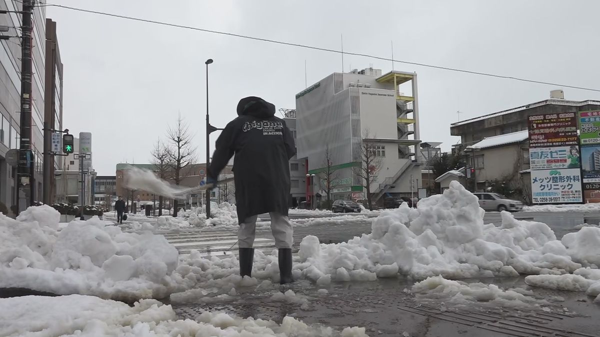 【大雪・強風に警戒】山沿い中心に平地でも大雪に　11日朝までに最大平地で25センチ、山沿いで60センチ降雪予想　交通障害、突風やひょうにも注意《新潟》