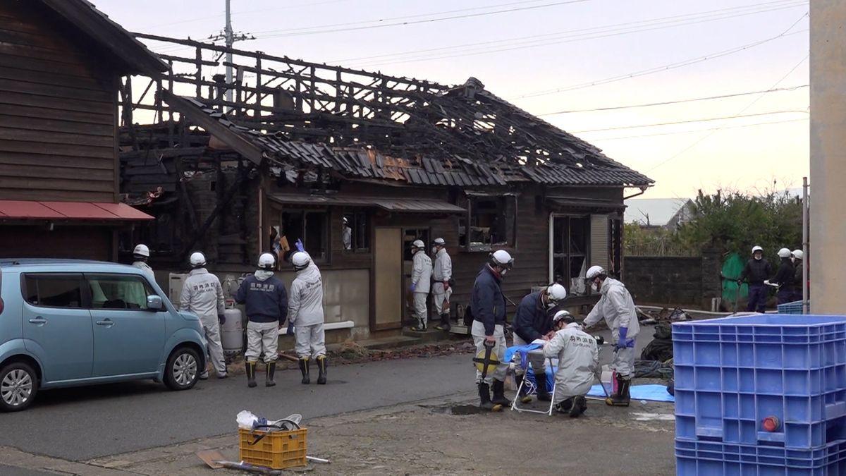 石川・羽咋市で住宅を全焼する火事　けが人なし