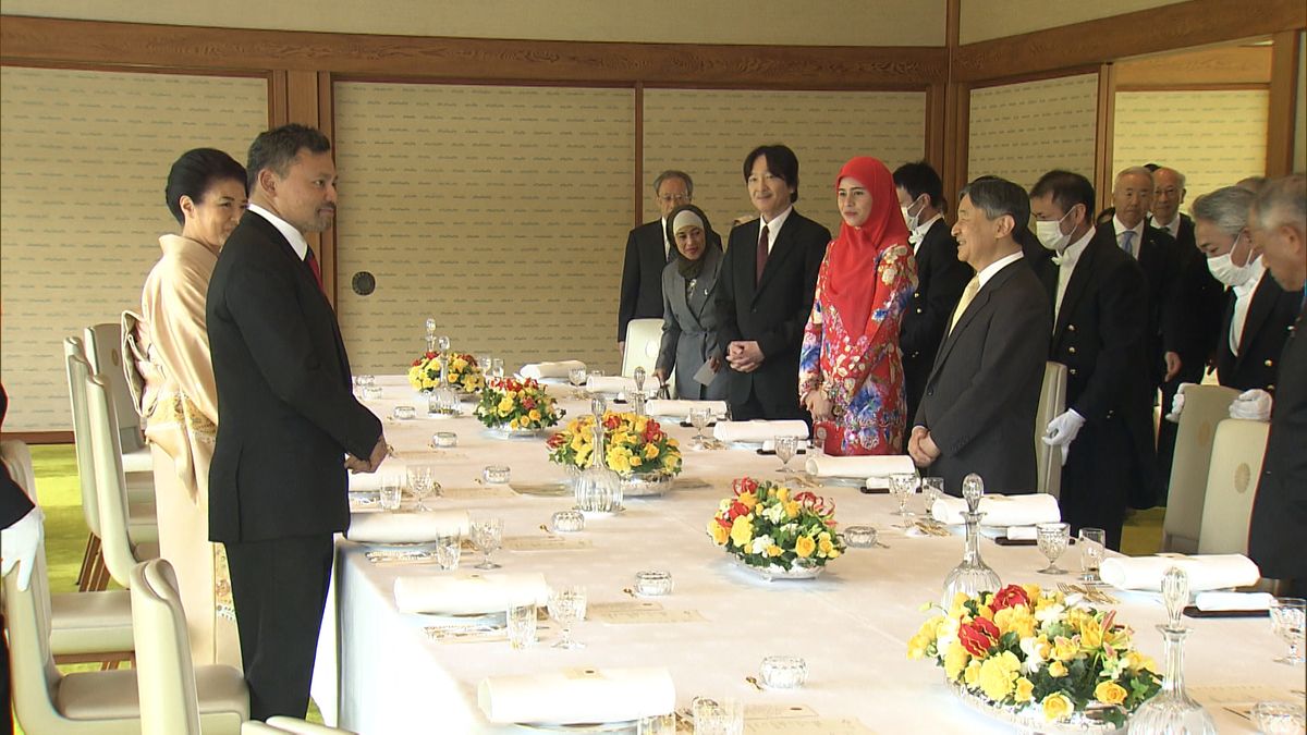 3月8日 皇居・宮殿での昼食会