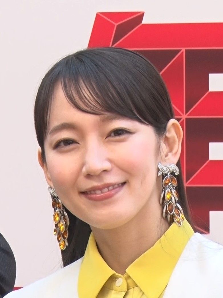 吉岡里帆「ものすごく、おいしい煎餅に出会った」　今年の衝撃的な出来事