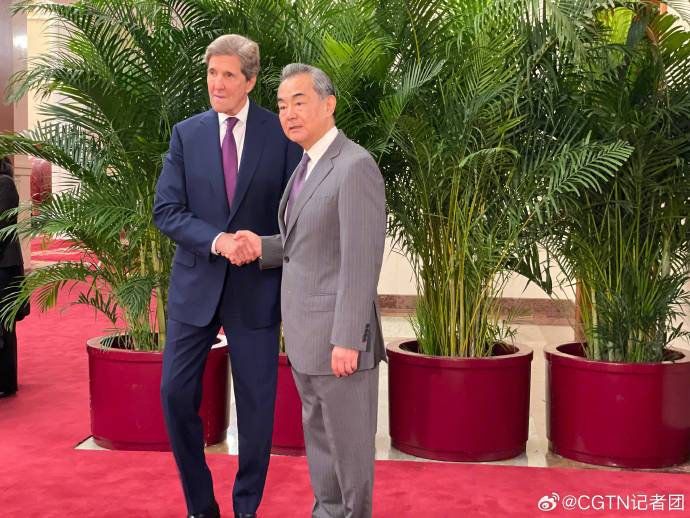 米ケリー大統領特使が中国外交トップ・王毅政治局員と会談　首脳会談実現に向け、高官による対話が活発化