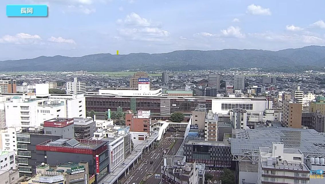 県内で「猛暑日」　新潟、三条、長岡、高田で３５℃超える　（２３日午後２時時点）《新潟》