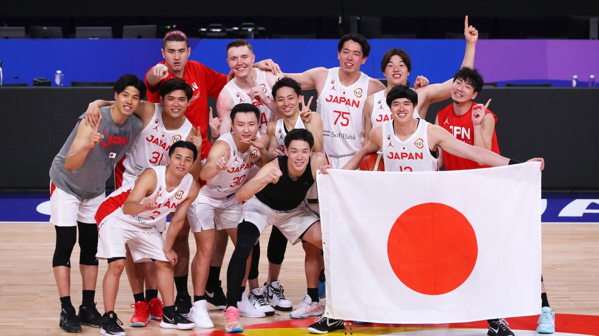 W杯に出場したバスケ男子日本代表メンバー(写真：加藤誠夫/アフロ)