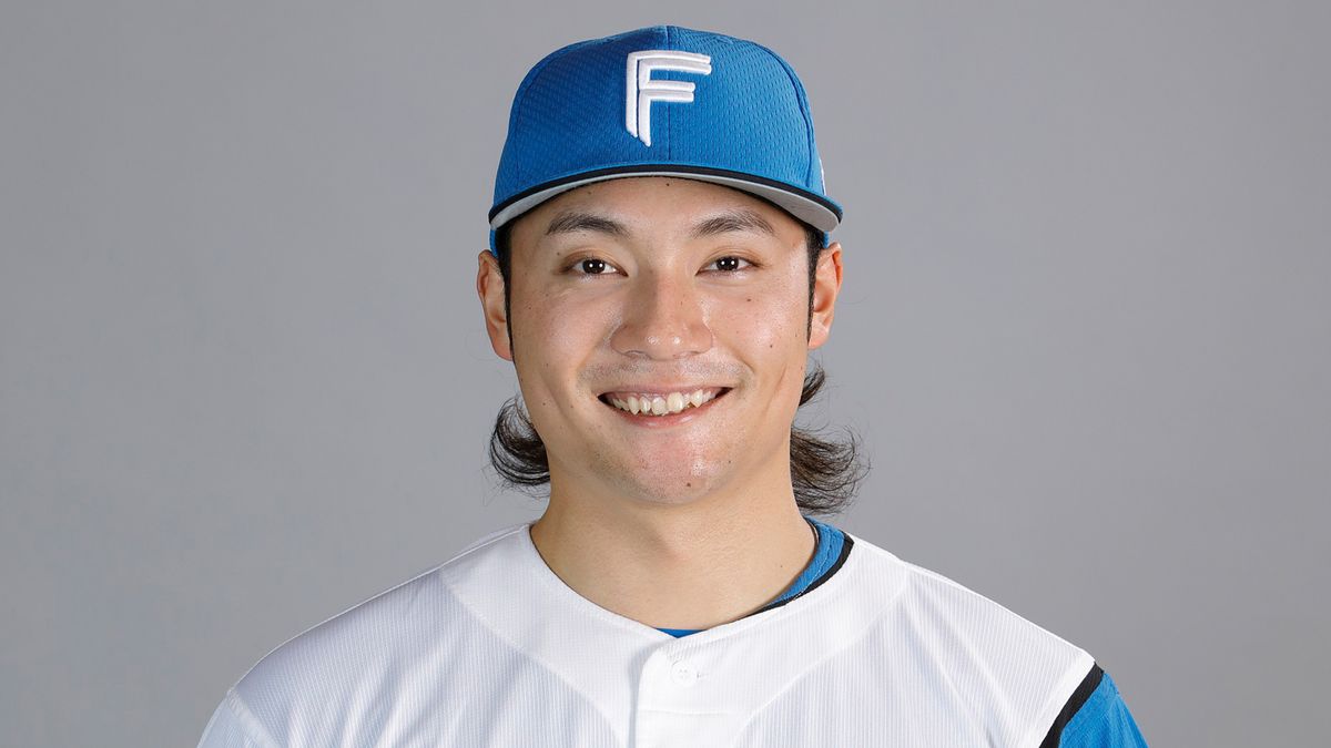 【日本ハム】伊藤大海が内野ゴロも一塁に全力疾走でセーフ　今季初安打で満面の笑み