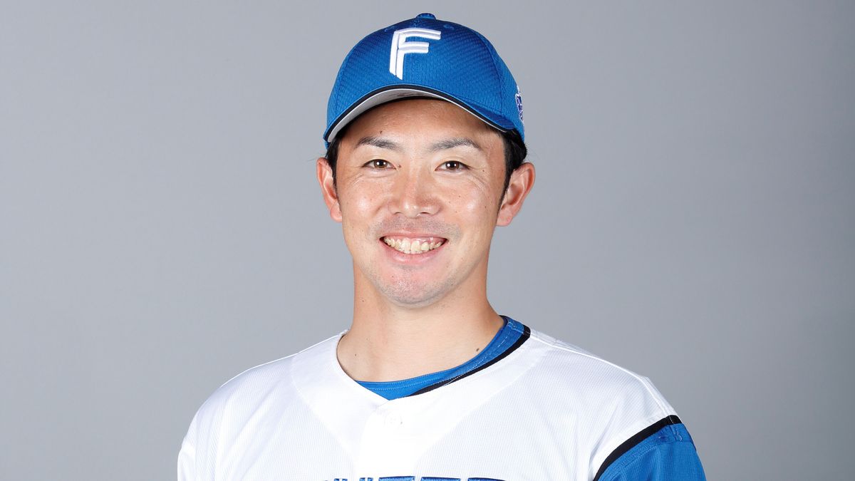 「忍者すぎる」日本ハム・谷内亮太がジャンピングキャッチ　先発・伊藤大海も脱帽