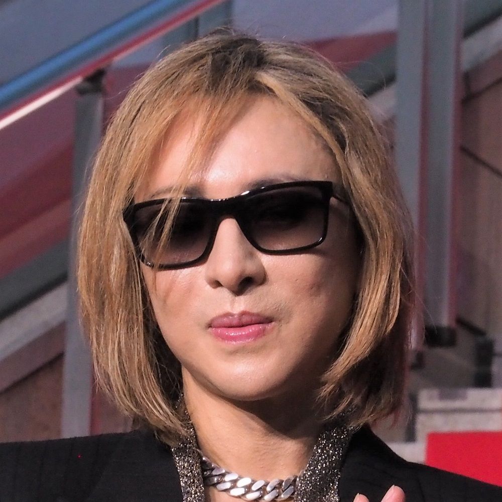 YOSHIKI「光栄ですし恐縮」　日本人初　米チャイニーズ・シアターに手形、足形を刻む