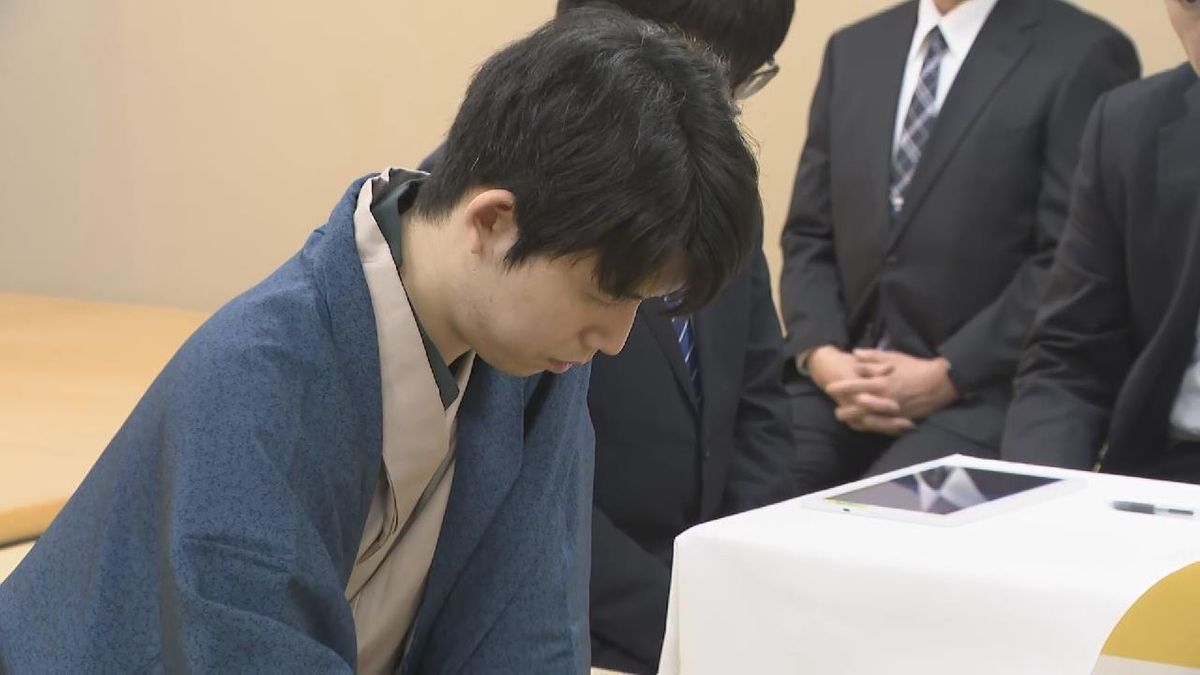 ３連覇へ 愛知・瀬戸市出身 藤井聡太七冠 棋王戦五番勝負第2局始まる 石川・金沢市