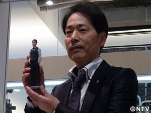 稲垣潤一、３Ｄフィギュア「不思議な感じ」