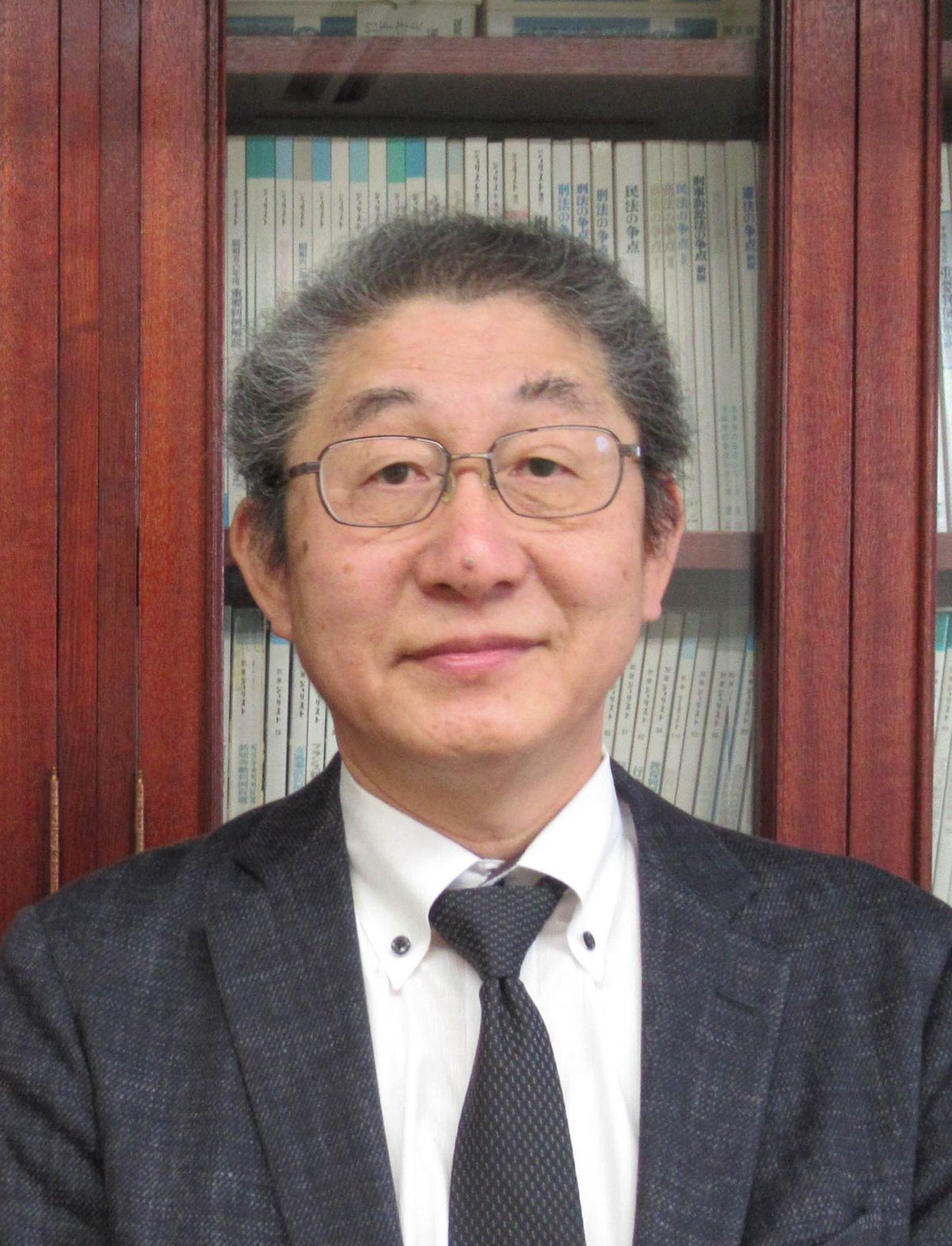 「自衛官のための人権弁護団」代表の佐藤博文弁護士