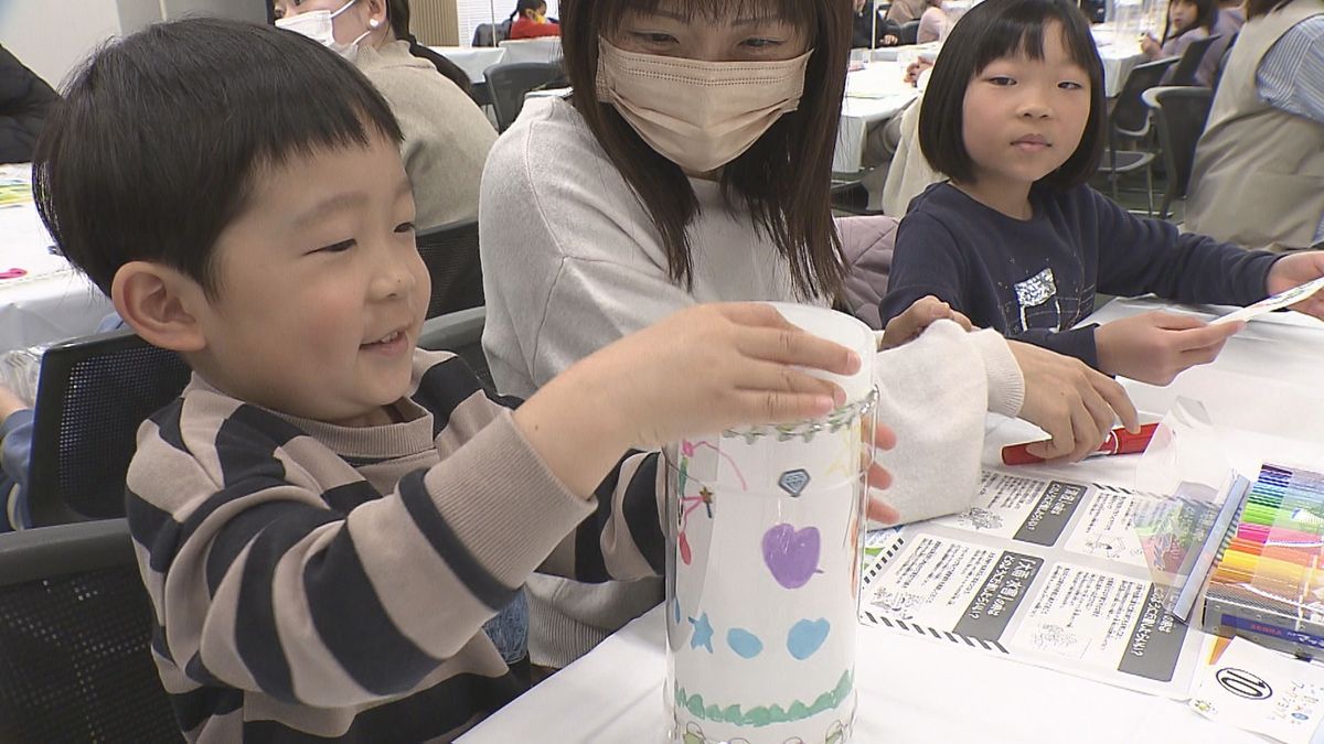 防災ランタン作り　東日本大震災発生13年を前に大分市の親子が挑戦　大分