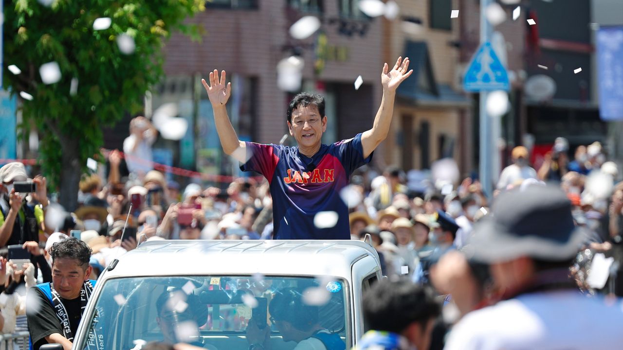 栗山英樹監督 WBC 凱旋パレード記念 Tシャツ 侍ジャパン Lサイズ 2種