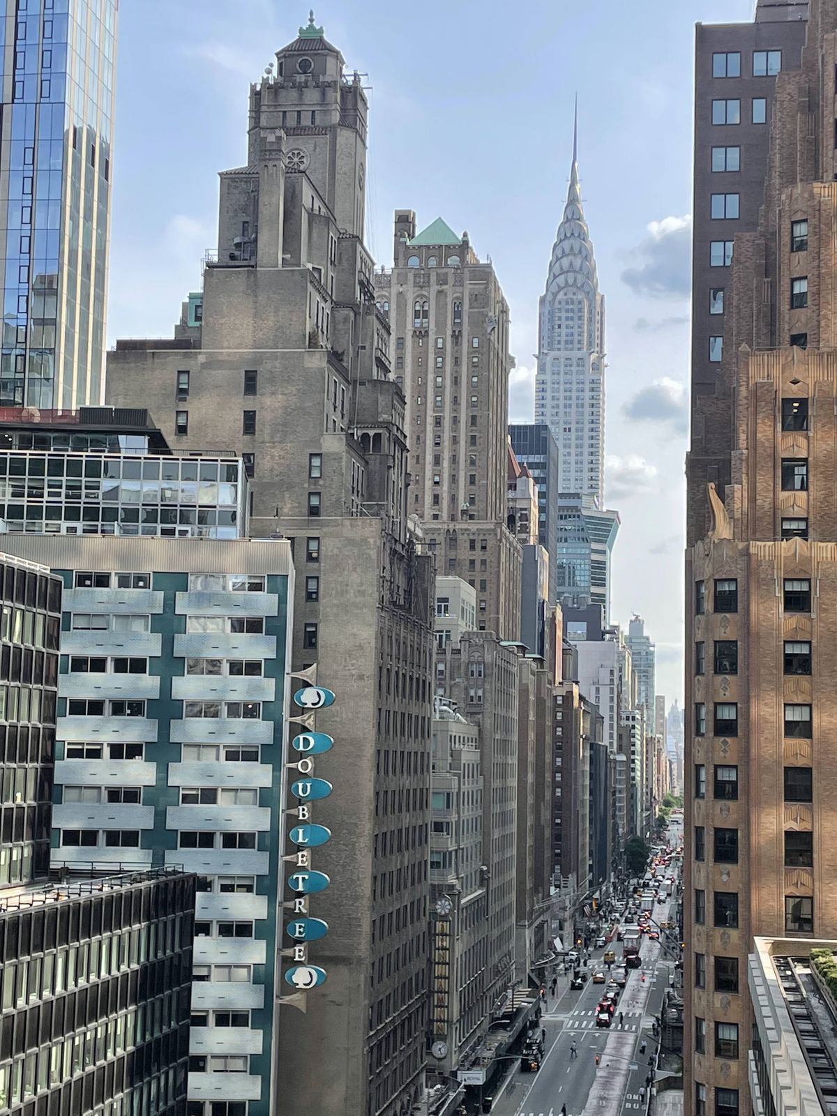ニューヨーク中心部には築100年を超える高層ビルが林立