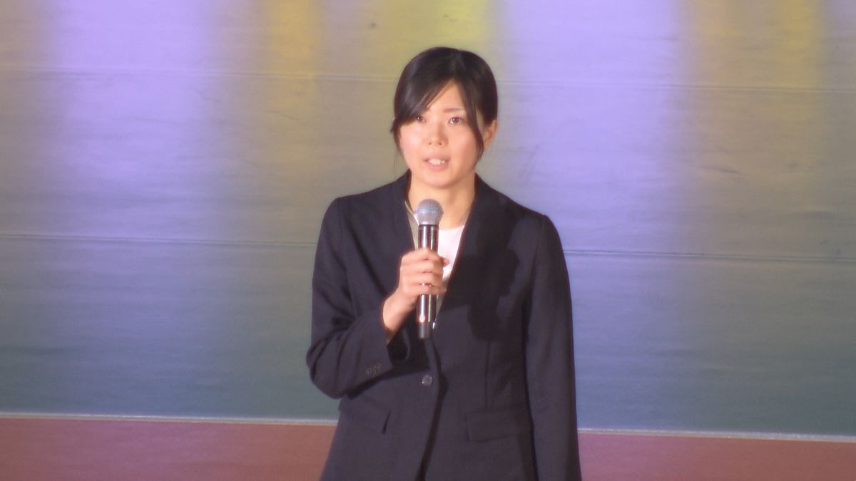 バレーボール藤井直伸さんがVリーグ特別賞受賞　妻・美弥さんが挨拶「たくさんの人に愛していただいた」