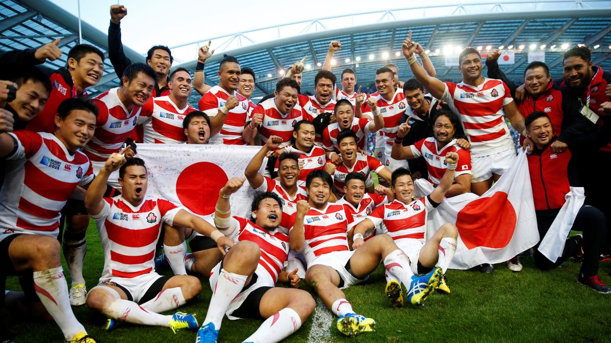 2015年のラグビーＷ杯で南アフリカに勝利した日本代表(写真:ロイター/アフロ)