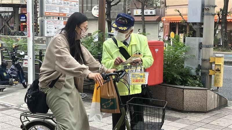 11月は「自転車マナーアップ強化月間」 ヘルメット着用を呼びかけ　大阪府警