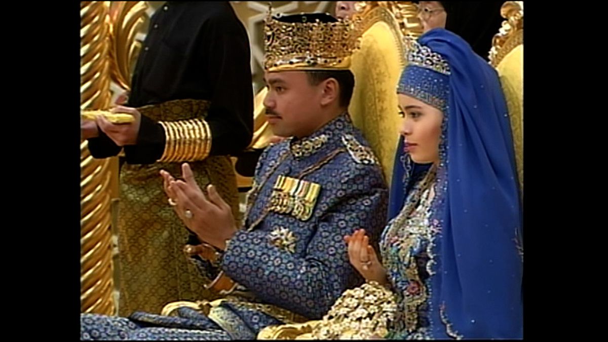 2004年９月ブルネイ　ビラ皇太子・サラさん結婚式