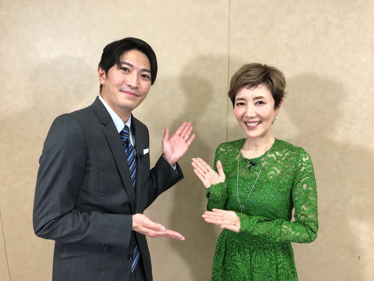 （左から）伊藤遼アナウンサー、戸田恵子さん