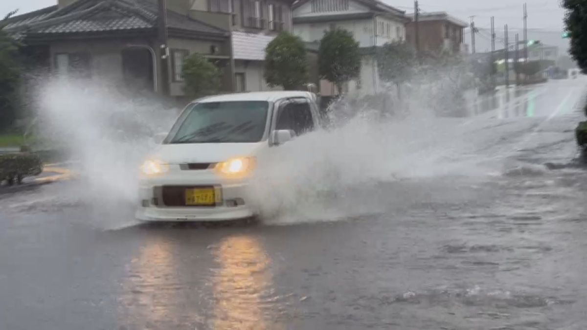 【厳重警戒】三島村に土砂災害警戒情報 降り始めからの雨量“８００ミリ超”も