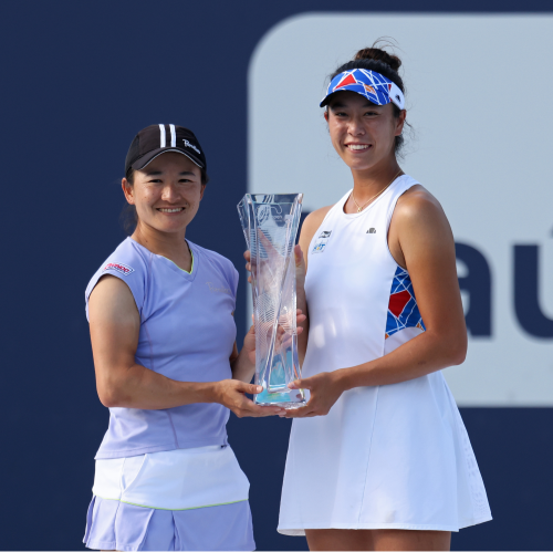 青山修子＆柴原瑛菜ペア　今季ツアー３勝目