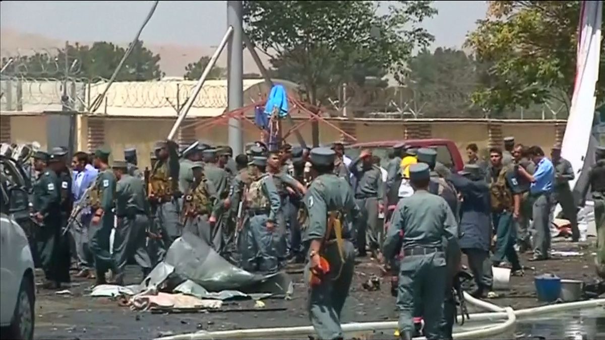 “自爆テロ”で２１人死傷　アフガニスタン