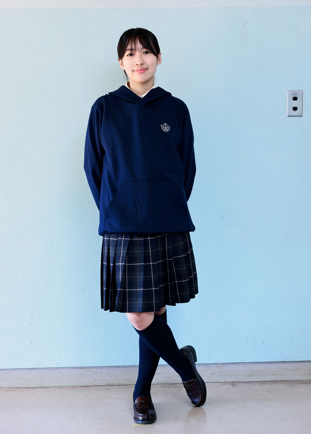 誉高等学校のパーカ制服