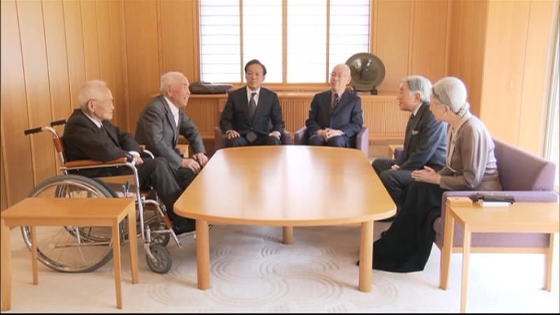 両陛下、生還した元日本兵２人と懇談