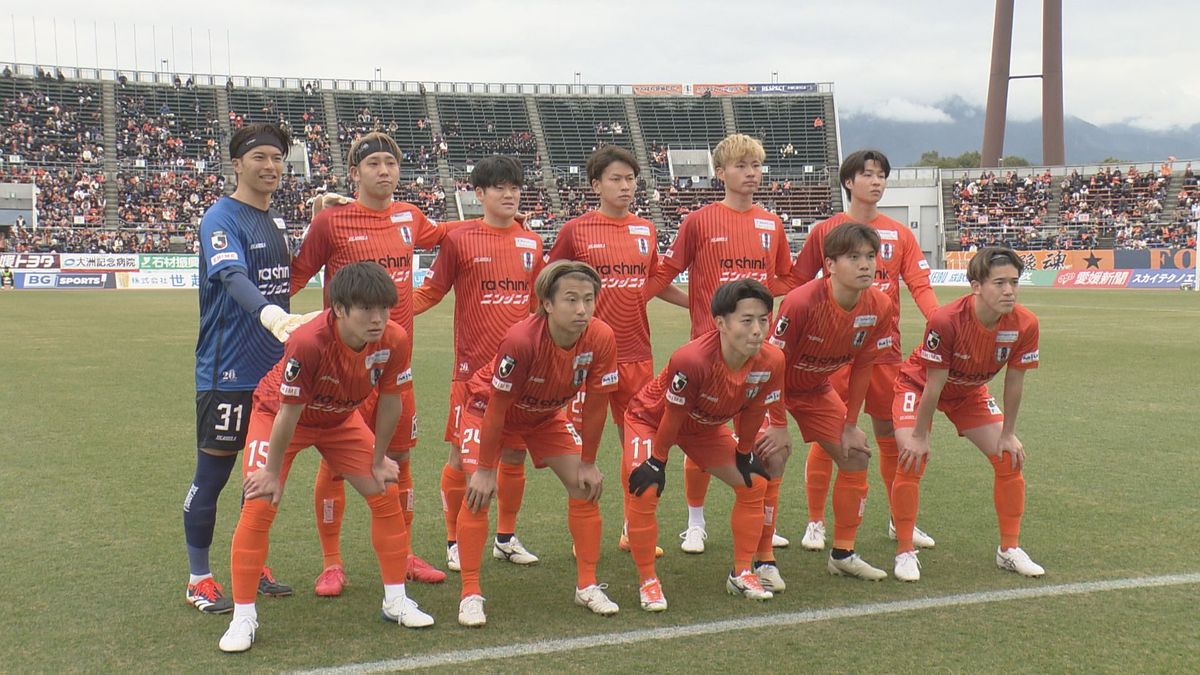 J2開幕戦に大勢のサポーターが集結！愛媛FCとFC今治はともに悔しい黒星スタート