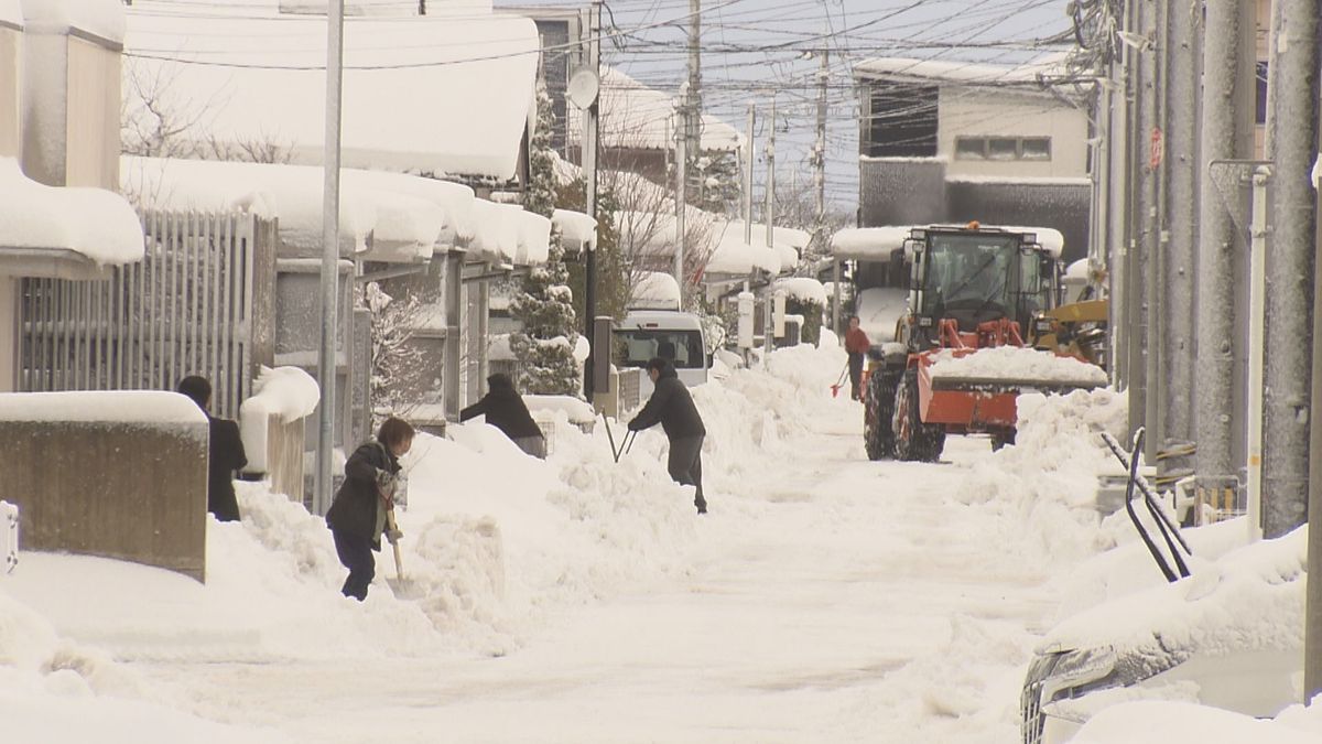 「もう雪はいいです…」9日の明け方にかけて山地を中心に大雪か　交通障害に注意・警戒　週末の県内は各地で除雪