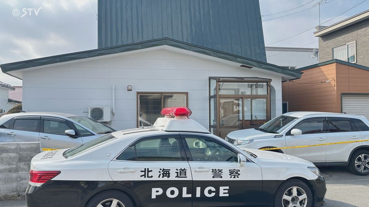 【速報】「同居の母をハンマーで殴った」自ら通報36歳男逮捕　女性が意識不明　北海道苫小牧市