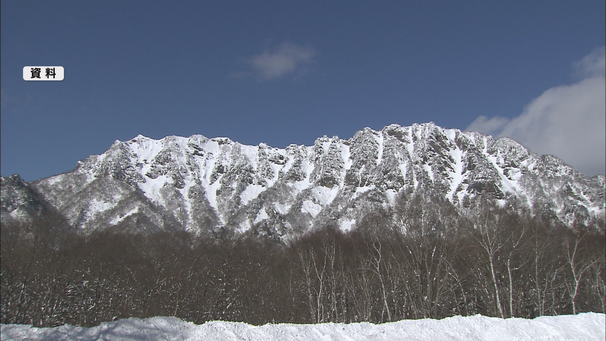 戸隠連峰に越年登山　大町市の39歳公務員男性が遭難　ヘリで捜索　登山歴約20年のベテラン