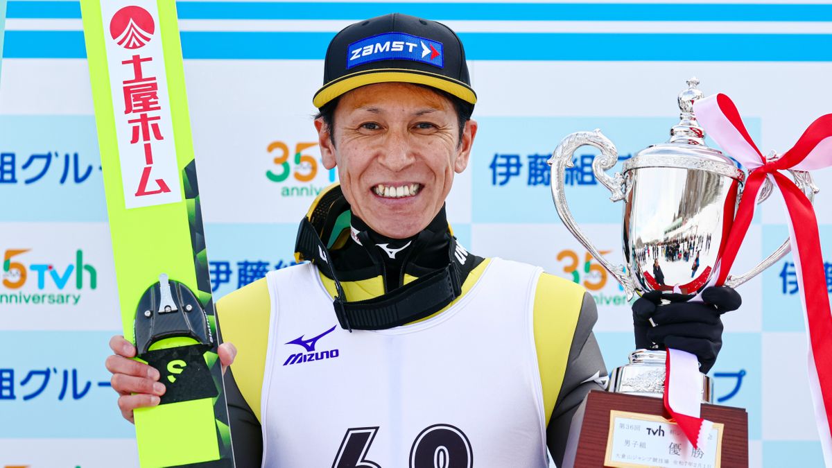 レジェンド葛西紀明　“52歳”での優勝にはにかむ「この年で勝てるとは。めちゃくちゃうれしいですね」　TVh杯を連覇