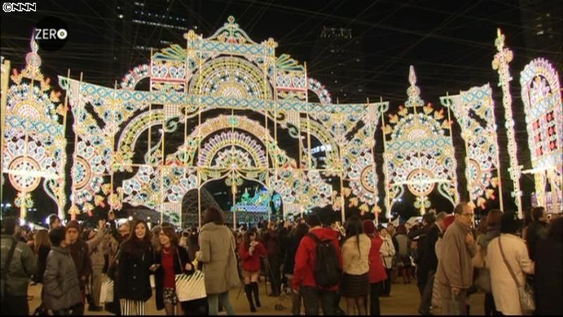 テーマは「光の記憶」神戸ルミナリエ開幕