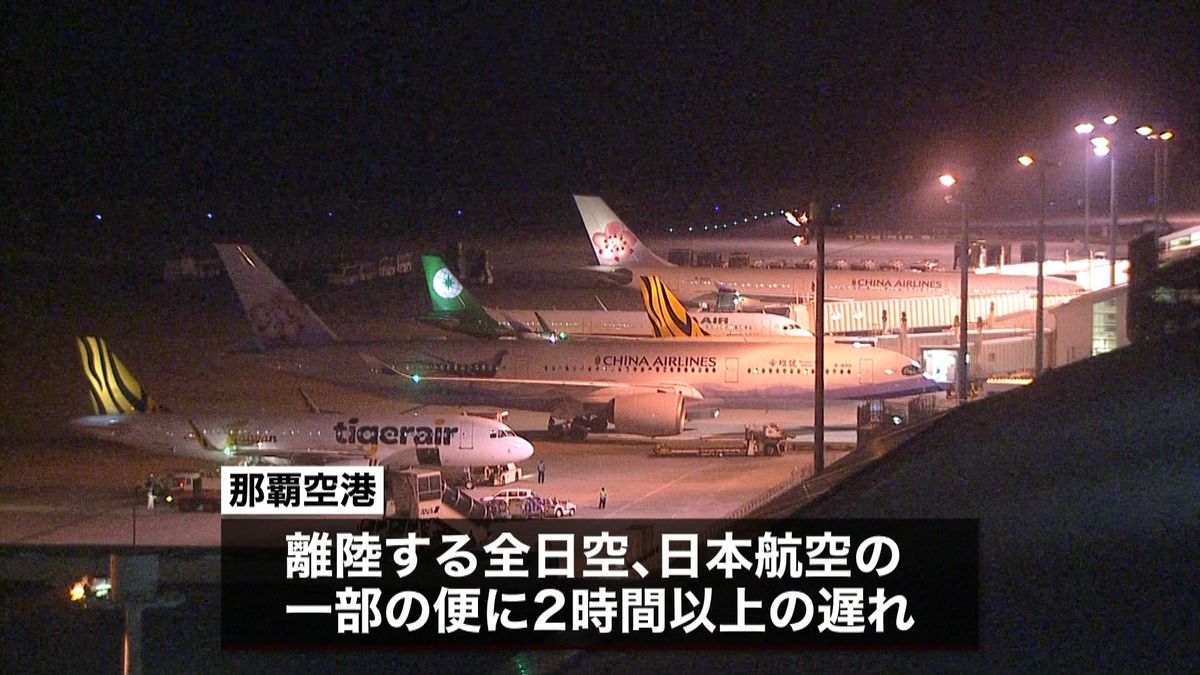 那覇空港　管制トラブルで発着便に遅れ