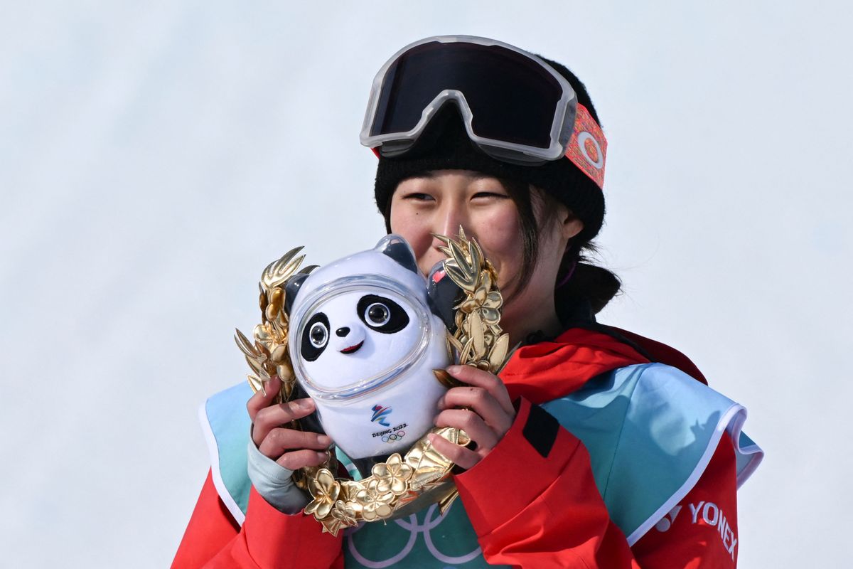 17歳村瀬心椛　冬季五輪日本女子最年少メダルに同世代からも称賛の声続々