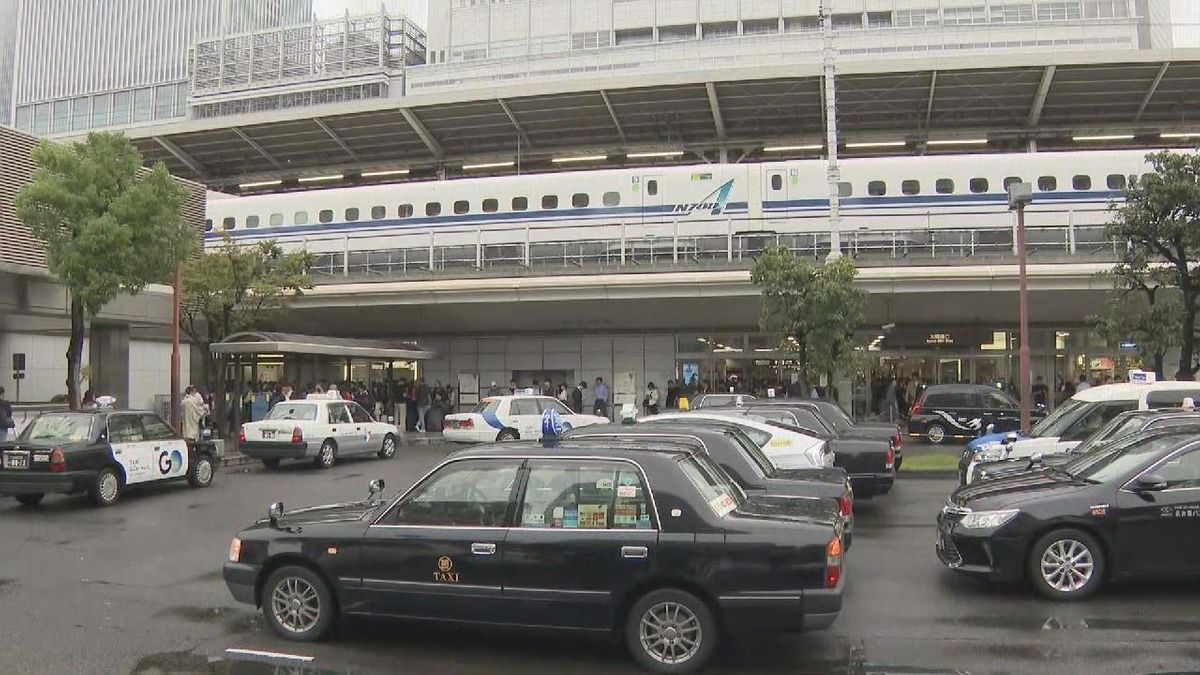 東海道新幹線一時運転見合せ　駅は混雑　ＪＲ名古屋駅