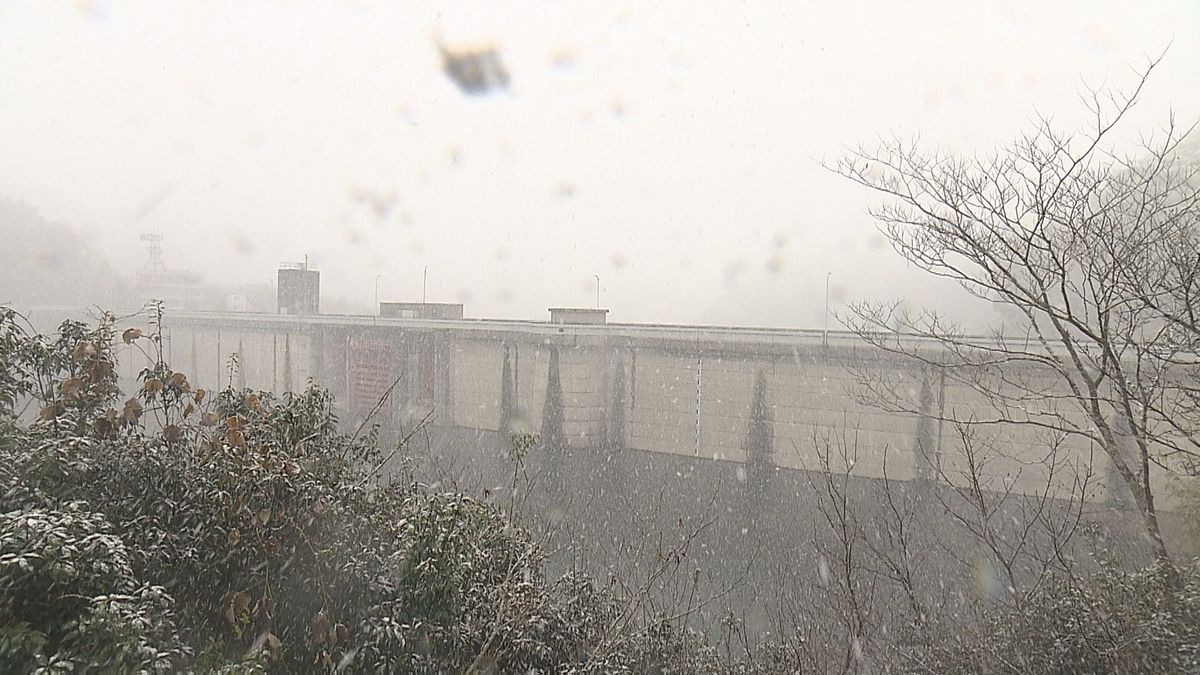 【大雪情報】愛媛県はあす夕方にかけ山地中心に大雪 高速道路などで通行止めの可能性も