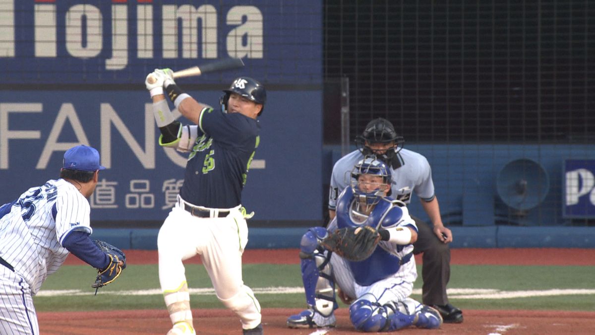 さすが村“神”宗隆！ チームの苦境脱却へ先制タイムリー オスナもタイムリーで2点先制