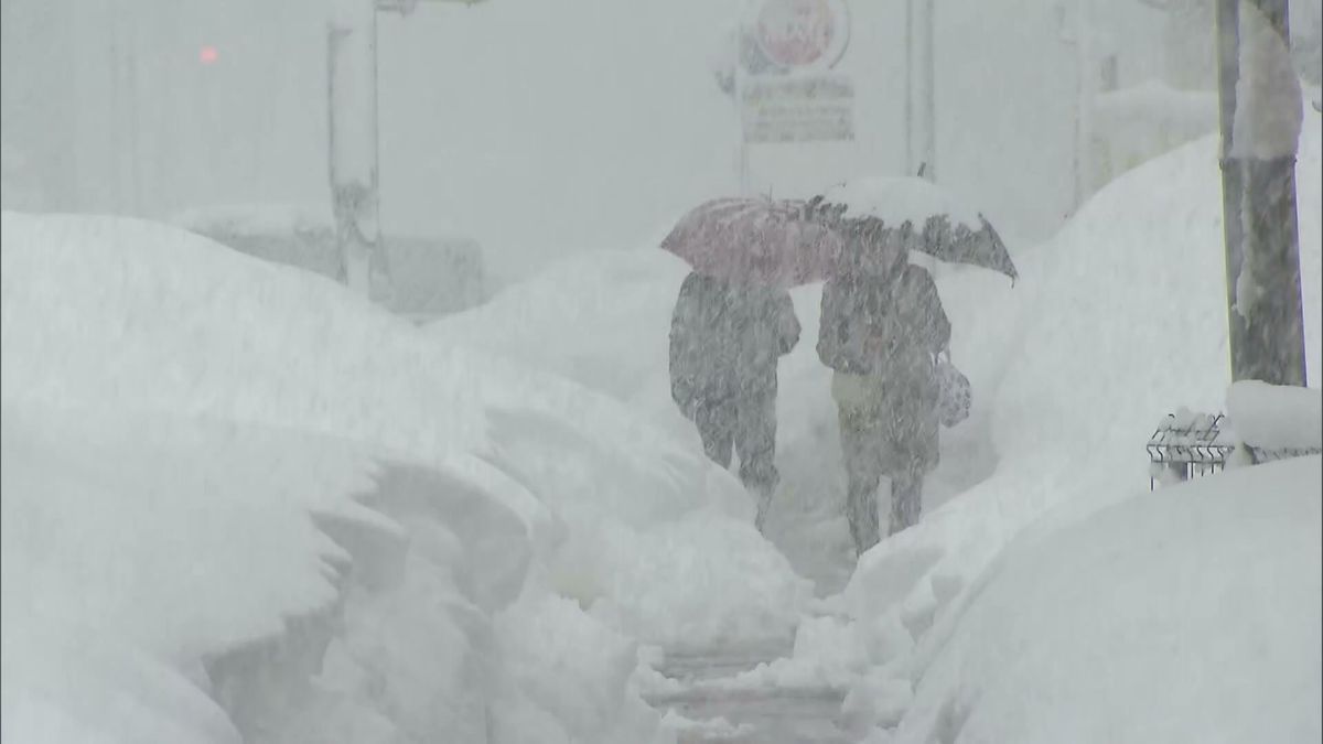 新潟県内の雪の事故　死者13人に 昨年度上回る　除雪中に急病や転落 (2月25日時点)