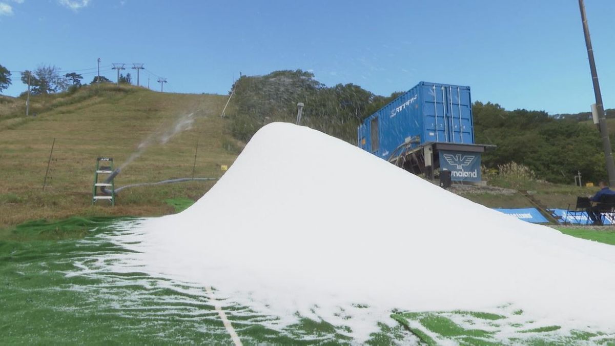 1日30トンの人工雪を製造　スキー場で日本初の高性能造雪機導入　岐阜・郡上市「ダイナランド」