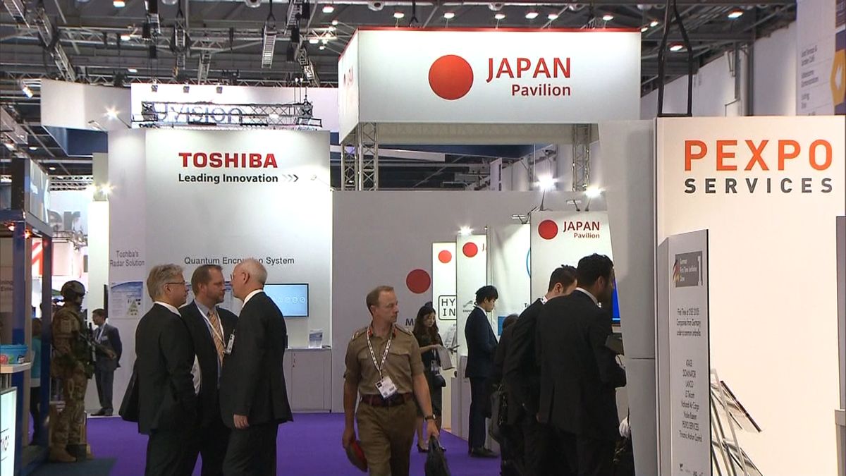 兵器の国際展示会　日本がパビリオン初出展