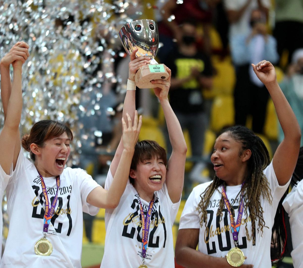 史上初５連覇　バスケ女子日本が逆転勝ち