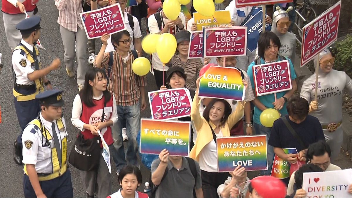 杉田議員「生産性ない」寄稿に抗議パレード