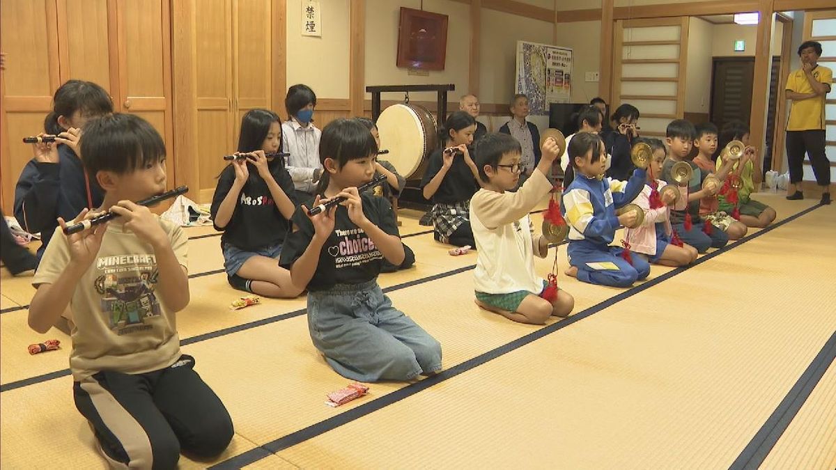 岐阜・高山市　「秋の高山祭」おはやしの練習