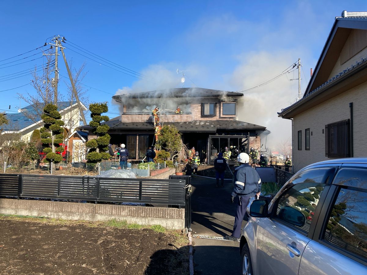 〈速報〉青葉区下愛子で住宅焼く火事　消防が消火活動中〈宮城・仙台〉